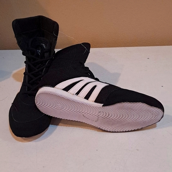 RXN kids boxing shoes, size 5 - Picture 5 of 6